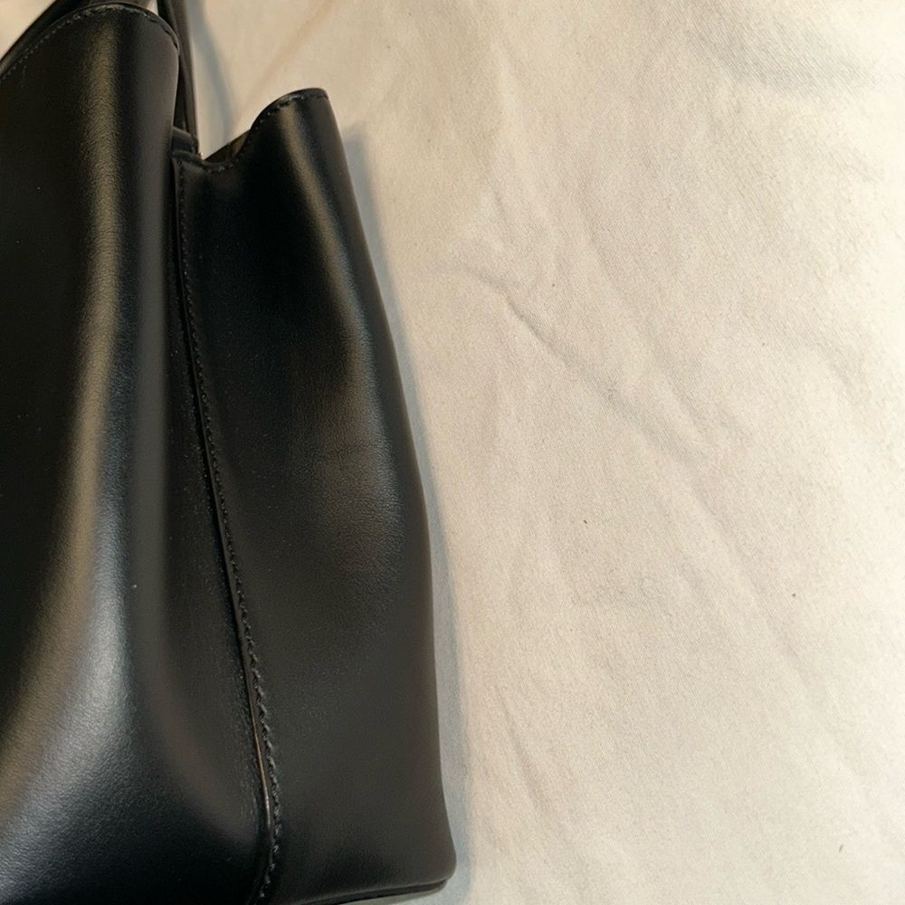 Fendi Vitello Baltico Dolce Studded Petite
2Jours  Multicolor Black Tote Bag - Picture 6 of 15
